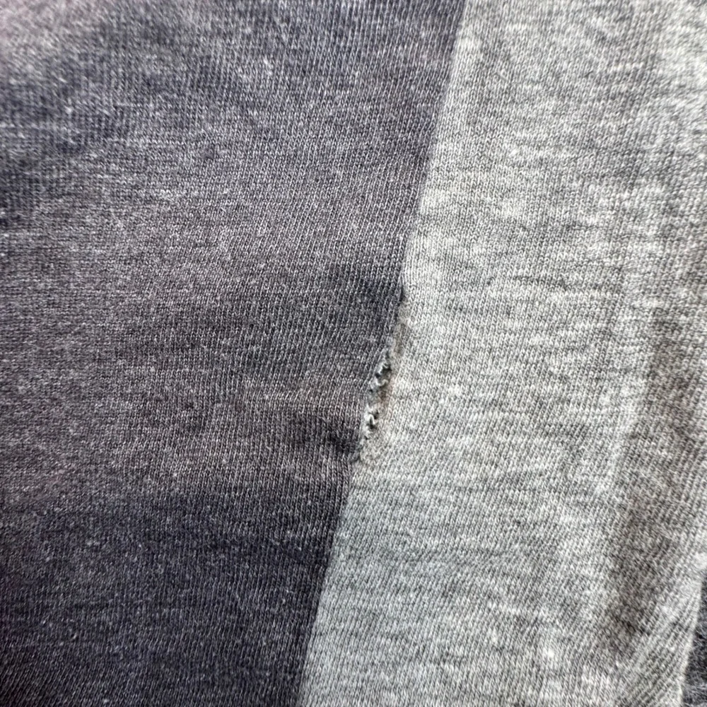 Under Armour‎ Tank Top Mens Small Grey HeatGear Colorblock Sleeveless Shirt